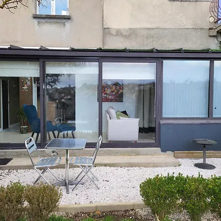 De Charme Et Jardin Bihorel